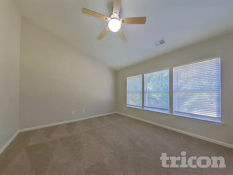 1619 Bitter Creek Dr — Photo 9