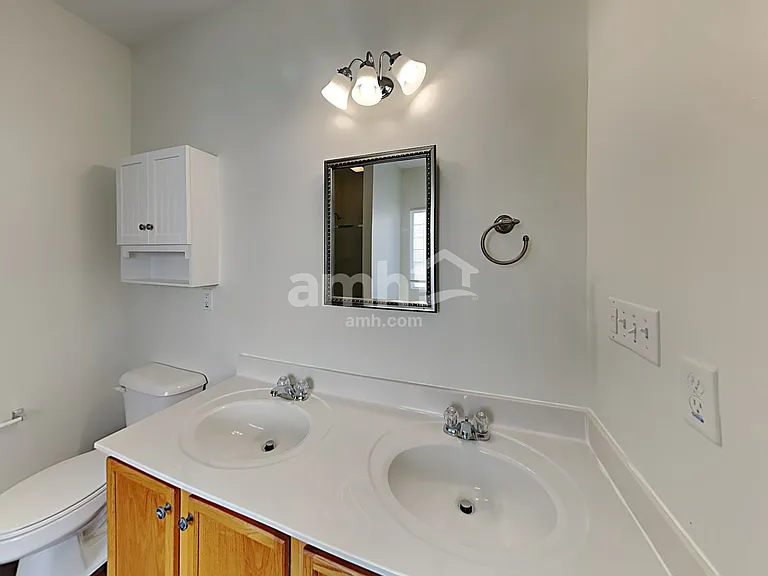 1009 Skillbeck Rd — Photo 11