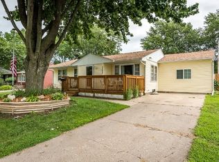 2649 Washington St, Davenport, IA 52804