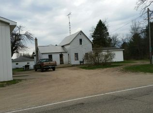 1489 W Fenwick Rd, Fenwick, MI 48834