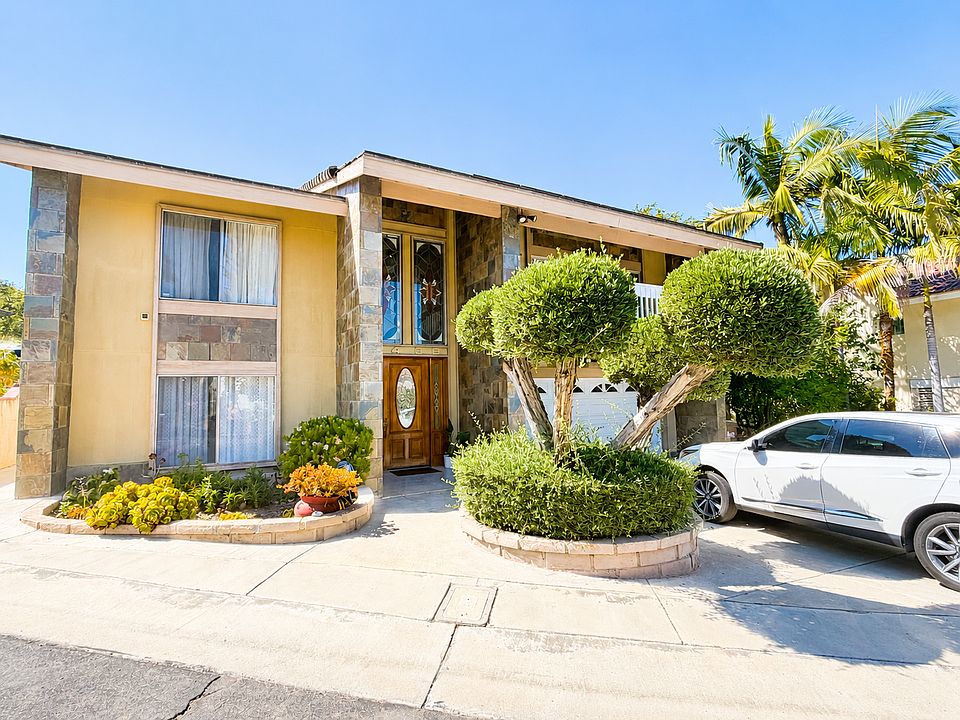 1st image of 3438 Avocado Hill Way