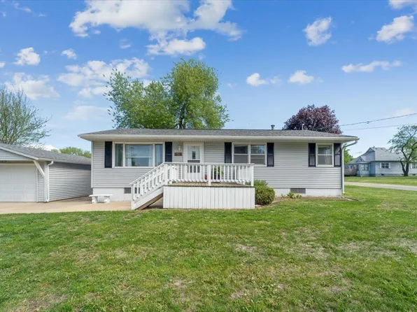 505 6th St NE, Oelwein, IA 50662