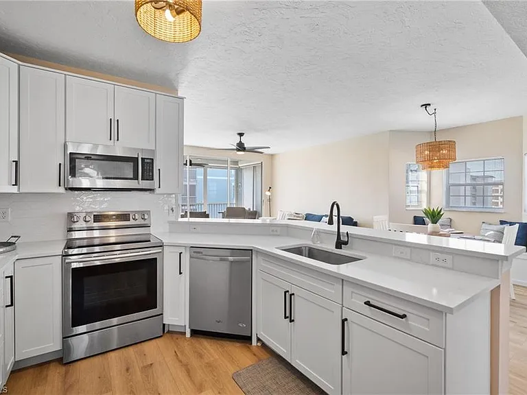 22748 Island Pines Way #403 — Photo 8