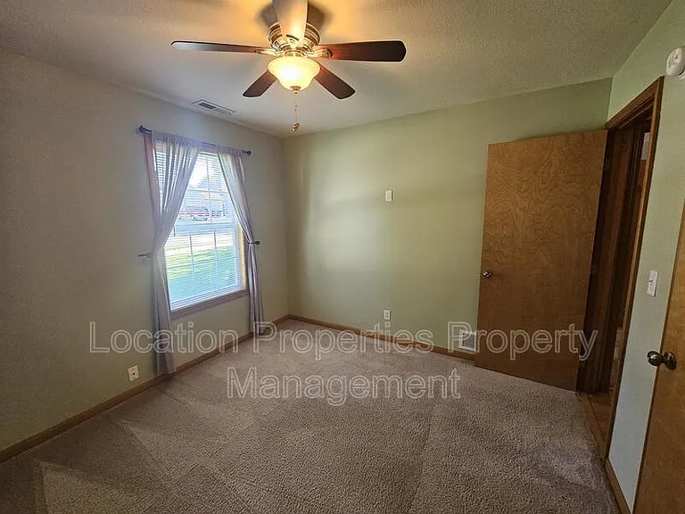 4104 Saddlehorn Dr — Photo 15