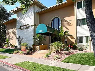 Unit 331 ($3195) 2x1