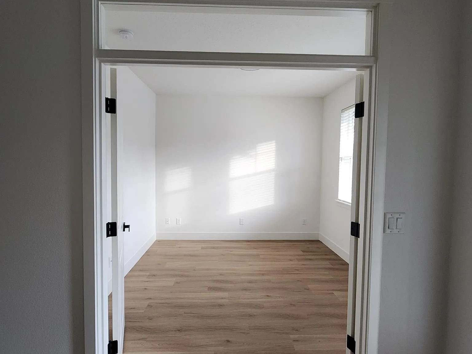 14100 NE 102nd St — Photo 2