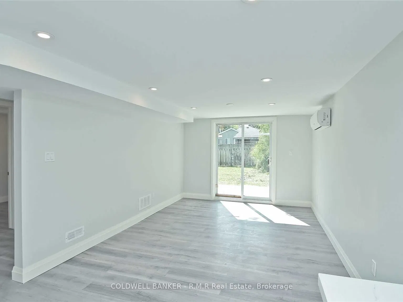 3 bed, $2,150 — Photo 4