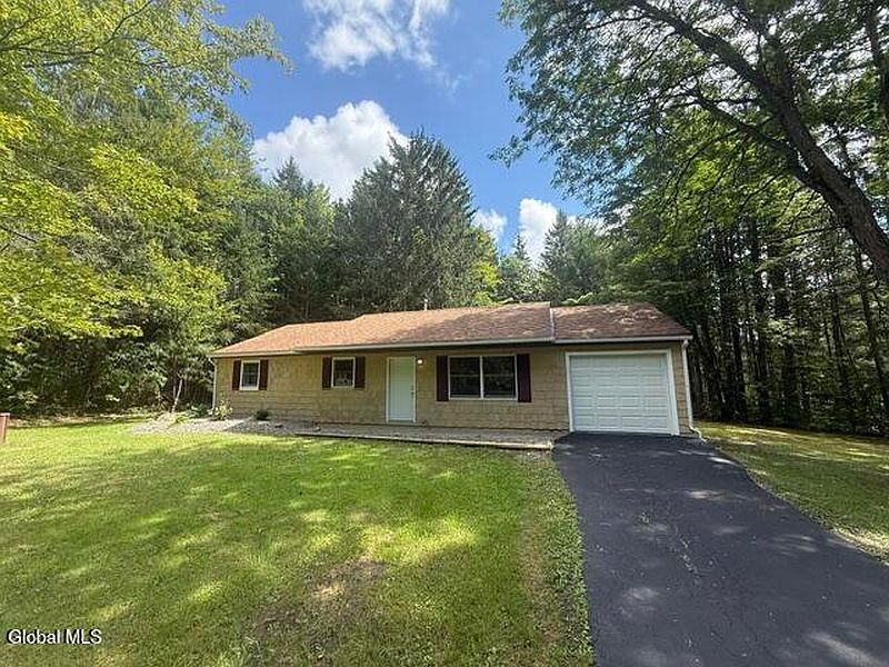 2nd image of 1596 Depot Road