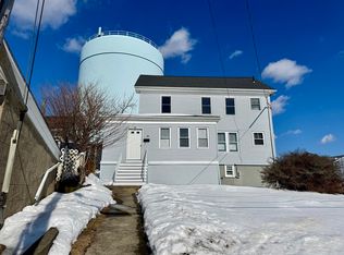 30 Broad St, Fall River, MA 02724