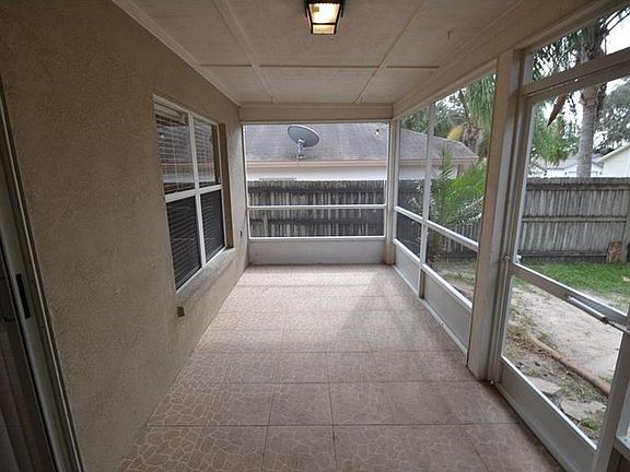 5th image of 2722 Brookville Dr