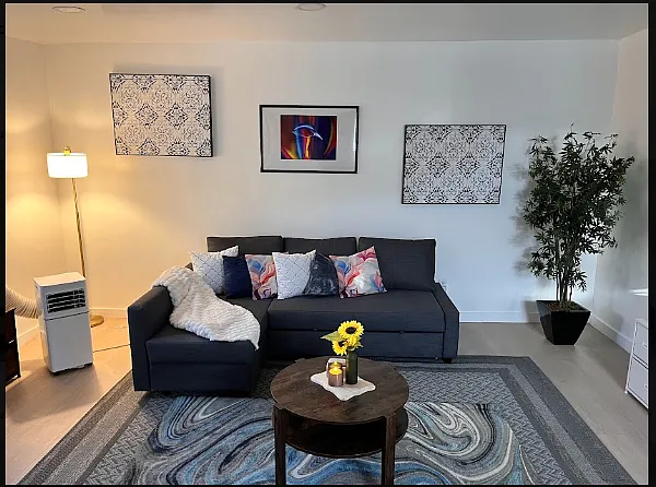 2217 W 74th St — Photo 13