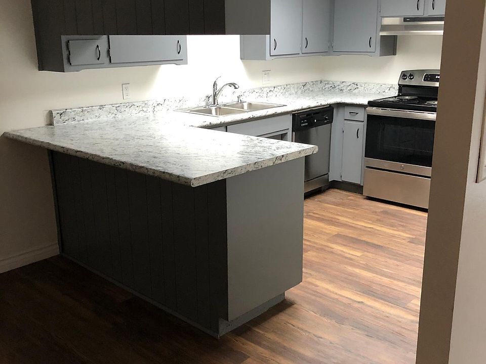 1st image of 2704 S Sallee Ct #2704