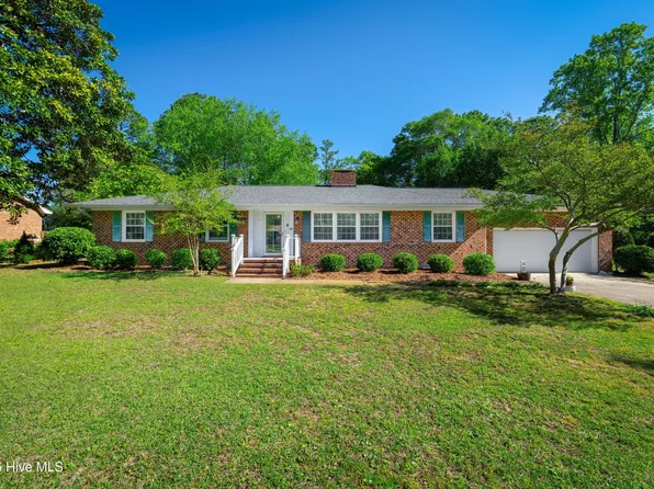 921 Greenhowe Drive, Wilmington, NC 28409