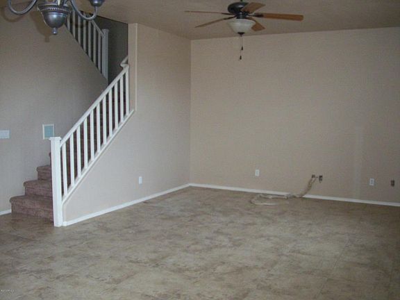 4th image of 2665 N Maria Pl