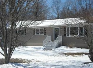 24 Fawn Hill Rd, Shelton, CT 06484