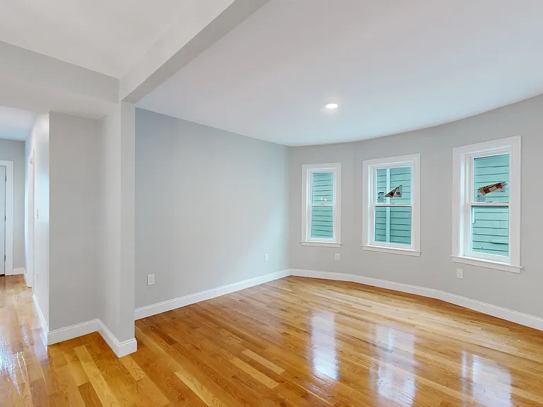 22 Glendale Ave #1 — Photo 5