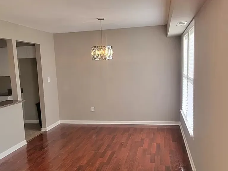 6083 Pennsylvania Dr — Photo 22