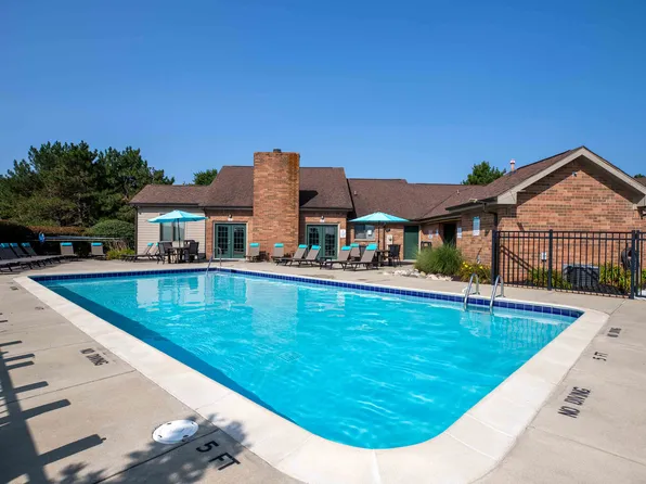 Pine Ridge Apartments