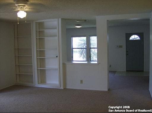 5th image of 10206 BITTERFIELD