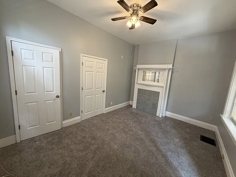 2357 W Clifton Ave #1 — Photo 3