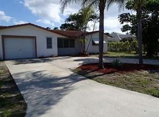 329 SW 14th Ave, Boynton Beach, FL 33435