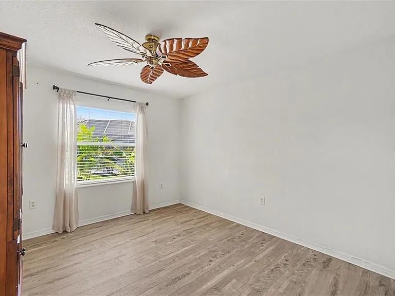 369 Salvador Dr — Photo 29