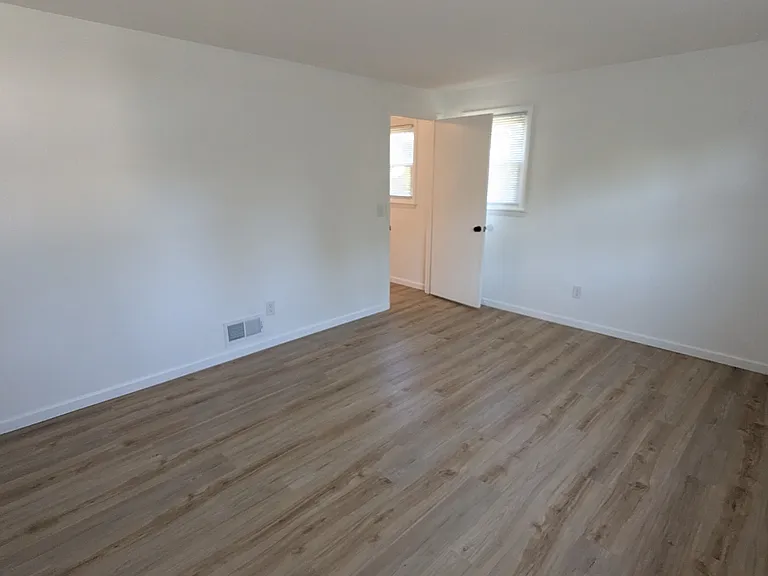 534-582 Denise Rd #580 — Photo 3