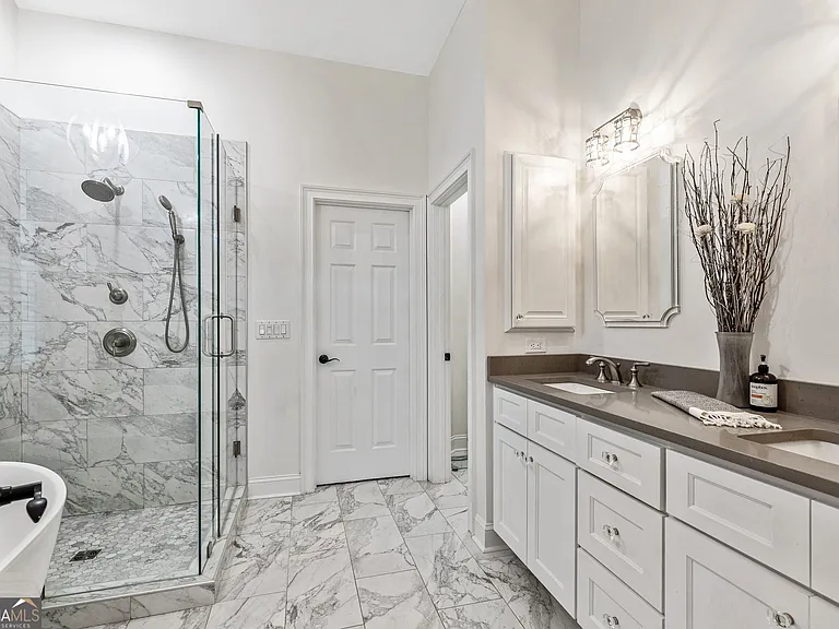 125 N Cove Dr — Photo 47
