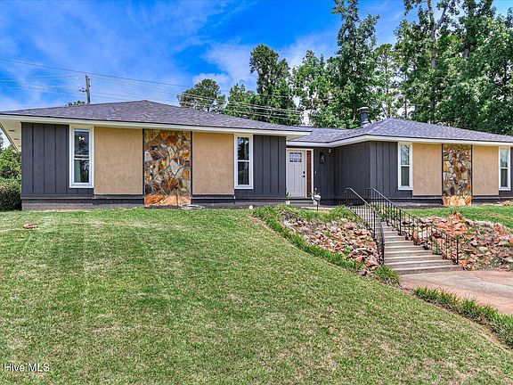 2nd image of 131 Dresden Drive