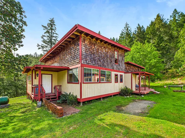 2761 Mahan Rd, Garberville, CA 95542