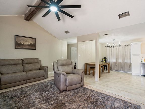 5th image of 131 Northill Dr