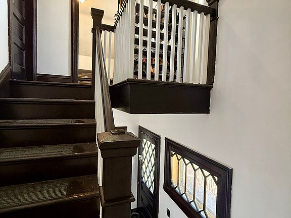 5th image of 38 Georgia Ave Floor 3
