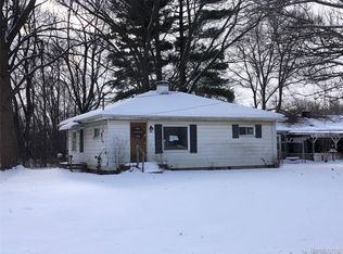 1704 E Webster Rd, Flint, MI 48505