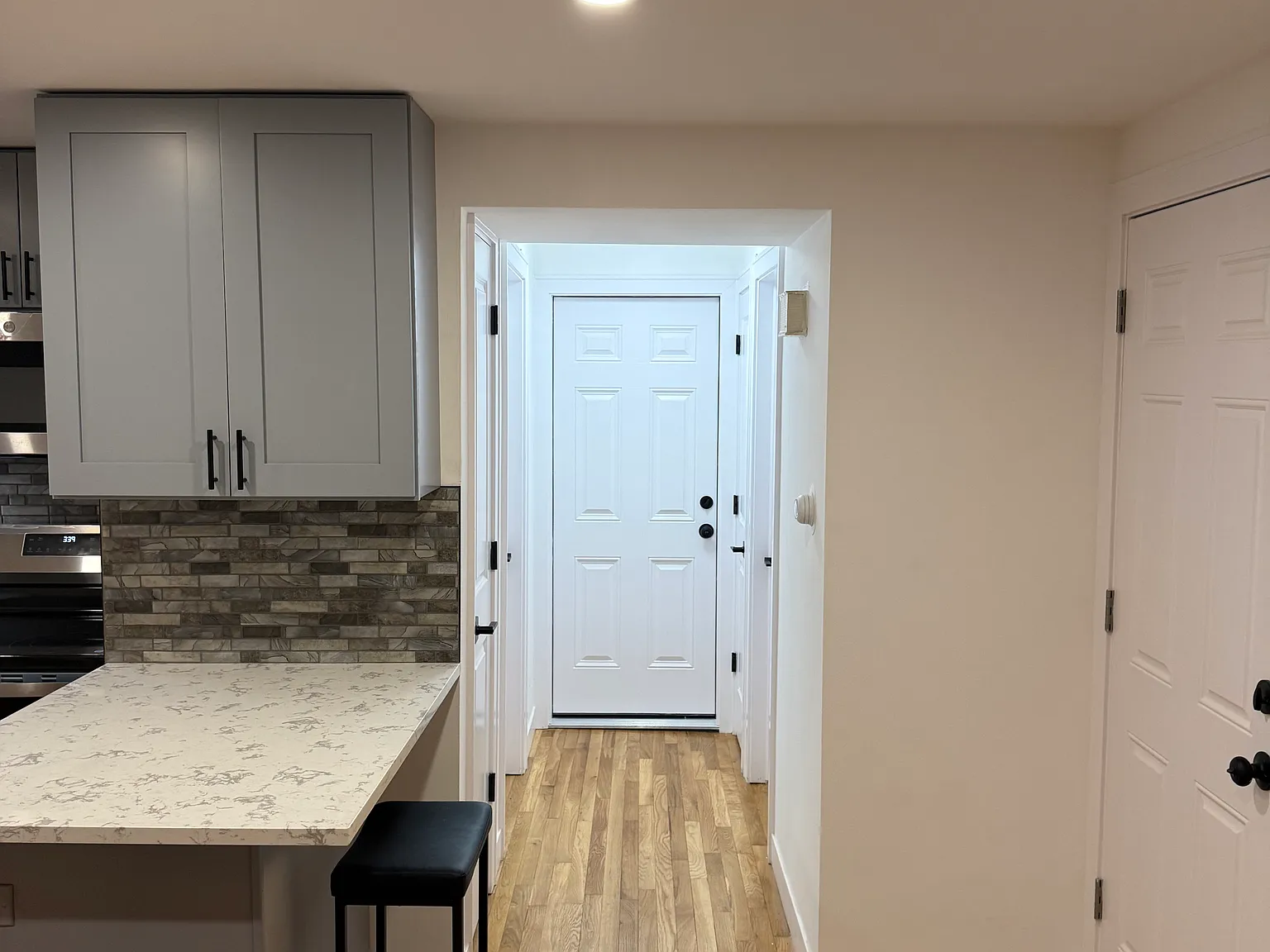 1 bed, 550 sqft, $1,500 — Photo 4
