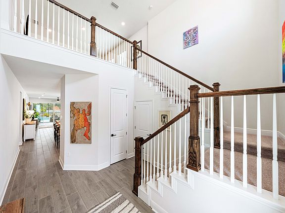 3rd image of 2523 Fireflag Ln