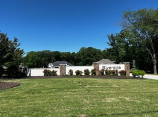 1343 River Point Rd #36, Fayetteville, AR 72703