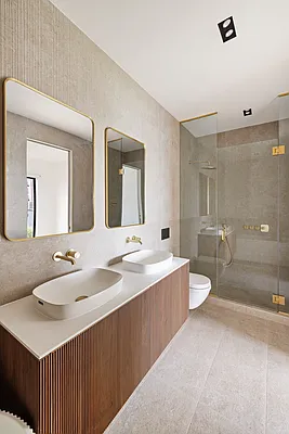 Bathroom, photo 1