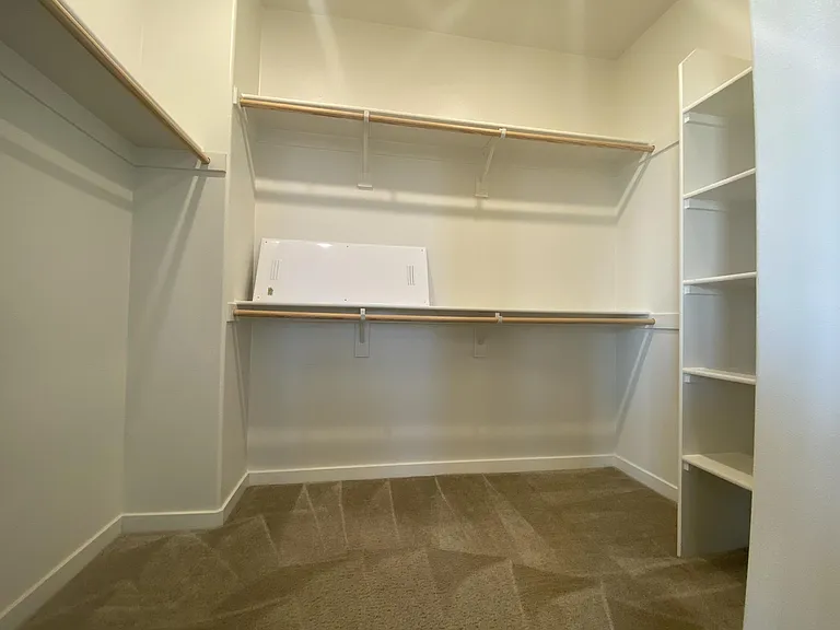 169 Cadence — Photo 15