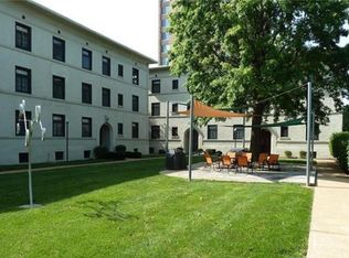 611 Westgate Ave, Saint Louis, MO 63130