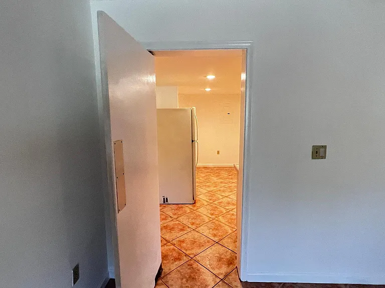 730 Coral Way #101 — Photo 31