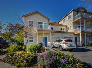 400 Hickory Cir, Santa Rosa, CA 95407