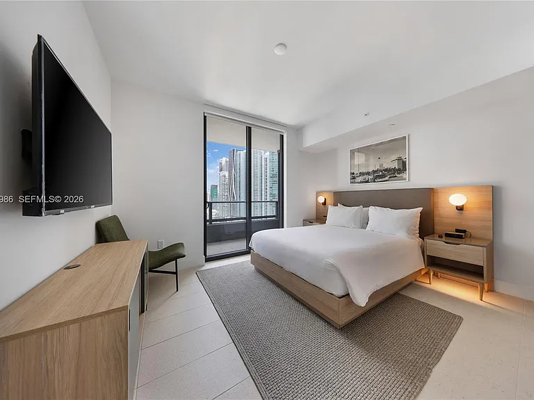 159 NE 6th St #2402 — Photo 11