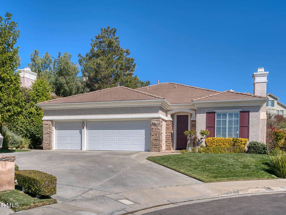1st image of 2661 Palmwood Cir