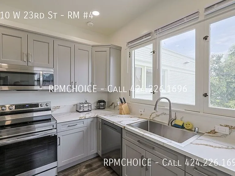 910 W 23rd St #4 — Photo 21