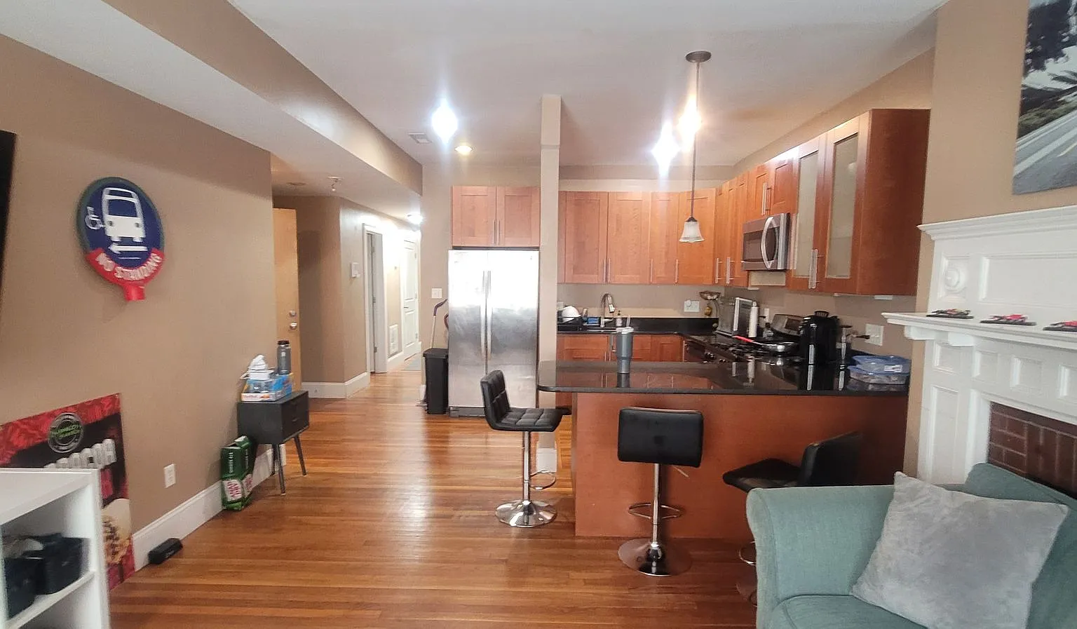 Massive Luxury Apt in Packards Corner Near BU! Central AC & Heat, XL Rooms! — Photo 2