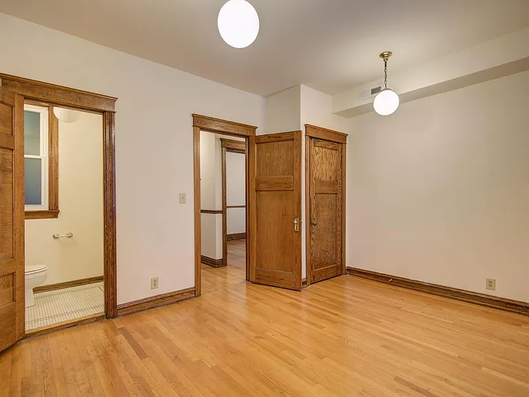 845 W Sheridan Rd #3 — Photo 10