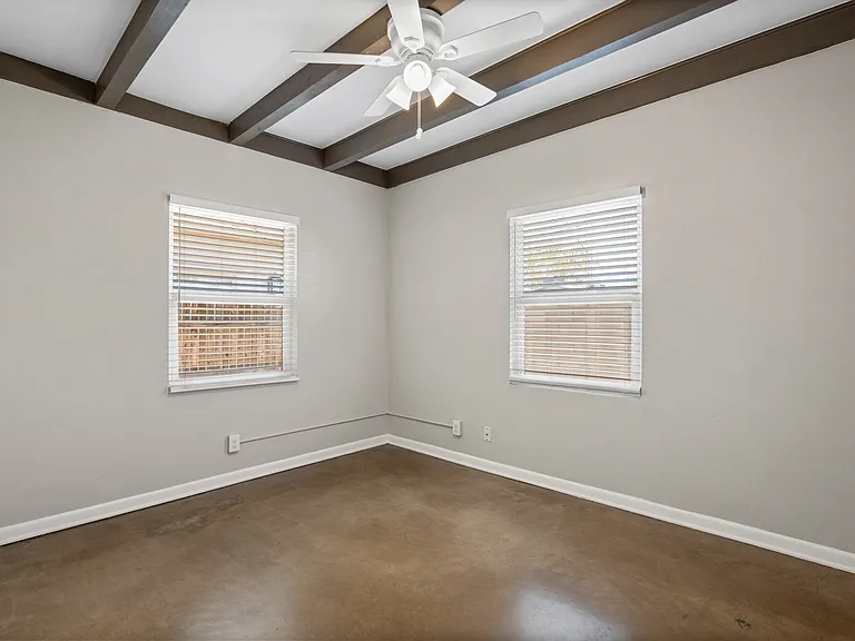 2242 N Dayton St #4 — Photo 17