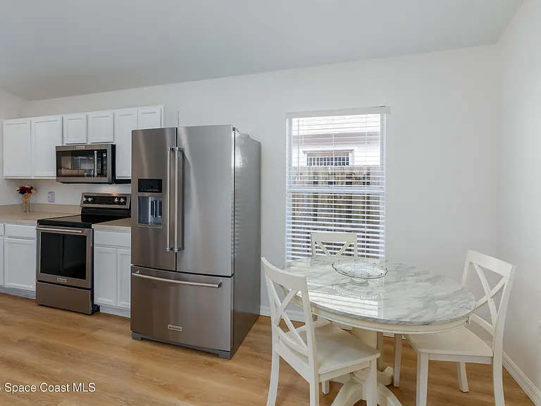 4540 Bellaluna Dr — Photo 17