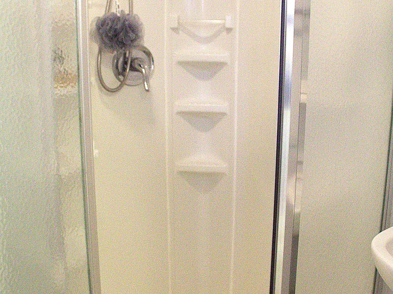 6025 Venus Ave — Photo 34