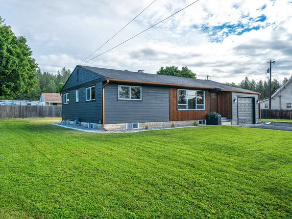 8303 E Upriver Dr, Spokane, WA 99212